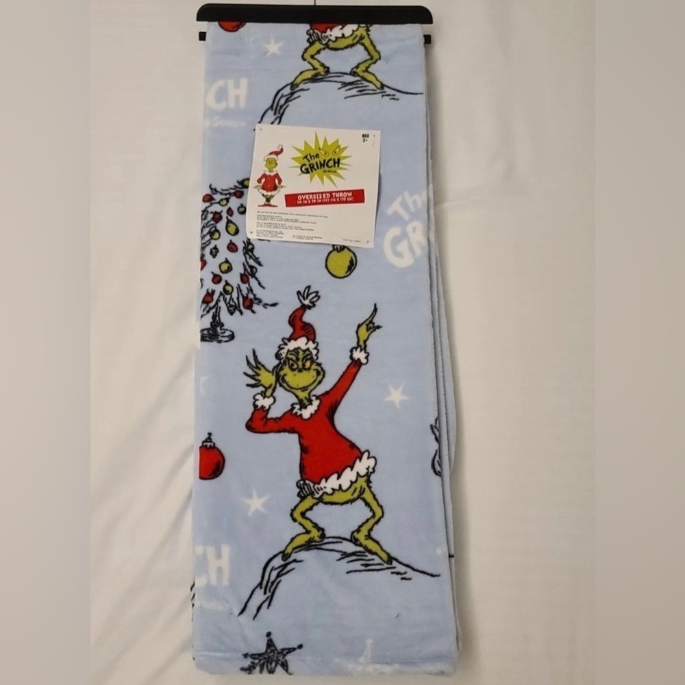 Grinch blanket